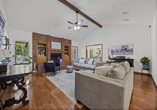 Photo 3 of Single family home for sale at 2000 Spinel Rd, Pflugerville, TX 78660 | MLS# 9173324 | Listing updated on 2026-10-01