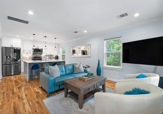 Photo 3 of Condo for sale at 2214 Garden St #1, Austin, TX 78702 | MLS# 7824843 | Listing updated on 2026-09-04
