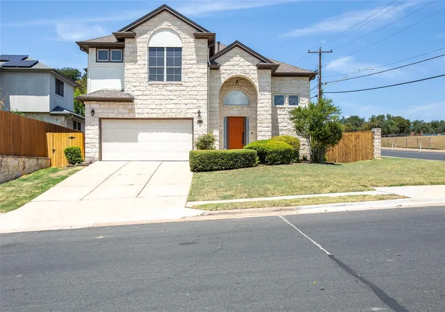 Photo 1 of Single family home for sale at 6914 Thorncliffe Dr, Austin, TX 78731 | MLS# 1374068 | Listing updated on 2026-08-31