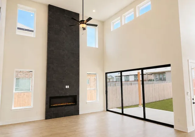 Photo 2 of Single family home for sale at 204 Medallion St, Liberty Hill, TX 78642 | MLS# 4934514 | Listing updated on 2026-10-08
