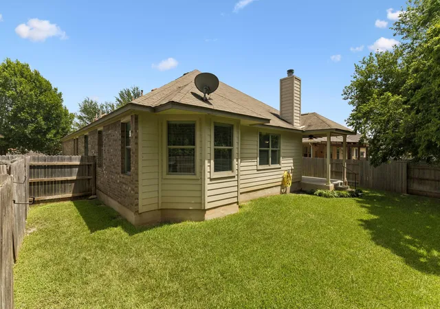 36th image of 1049 Sussex Wy, Round Rock, TX 78665 | MLS# 6282181