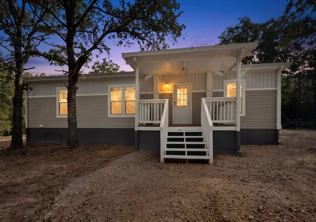 1st image of 300 Flaming Oak Dr, Bastrop, TX 78602 | MLS# 7903689