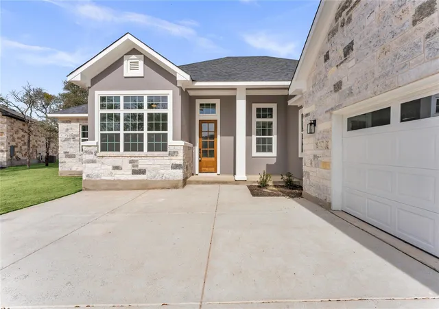 2nd image of 108 Double Cir, Burnet, TX 78611 | MLS# 4002831