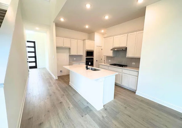 Photo 3 of Single family home for sale at 1044 Stonehill Dr, Georgetown, TX 78633 | MLS# 2093666 | Listing updated on 2026-10-08