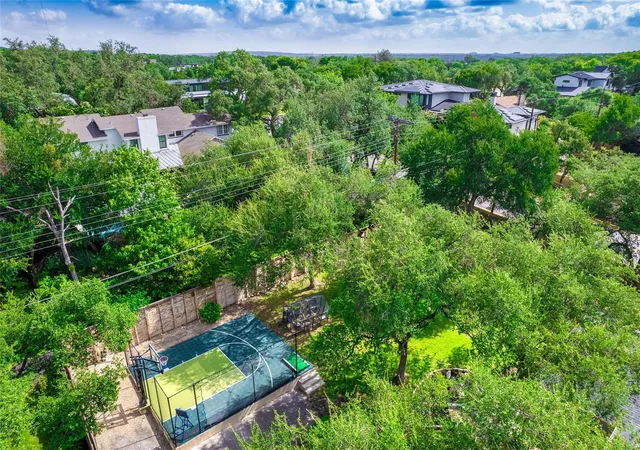 4th image of 4901 Timberline Dr, Austin, TX 78746 | MLS# 4440014