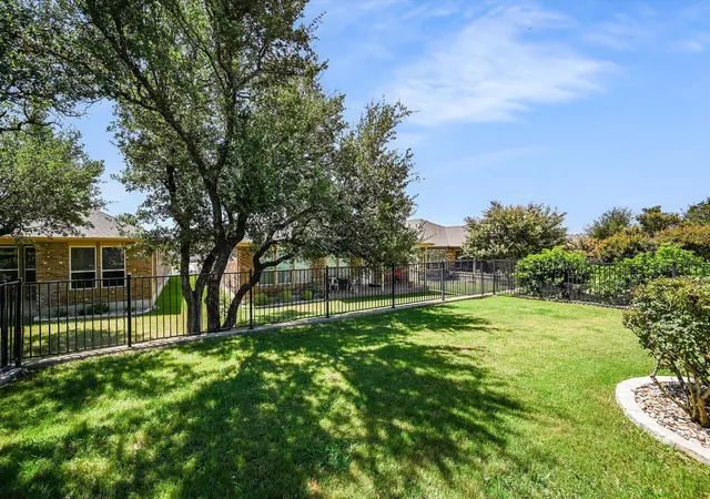 Photo 23 of Single family home for sale at 421 Holiday Crk Ln, Georgetown, TX 78633 | MLS# 7321586 | Listing updated on 2026-08-14