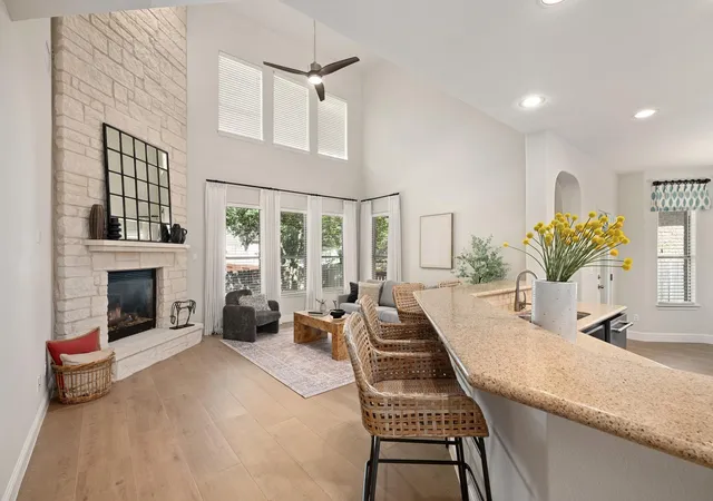 Photo 2 of Sale Pending at 8620 Alophia Dr, Austin, TX 78739 | MLS# 1583668 | Listing updated on 2026-10-12