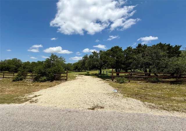 1st image of 0 Sundance Ridge Dr, Dripping Springs, TX 78620 | MLS# 5213906