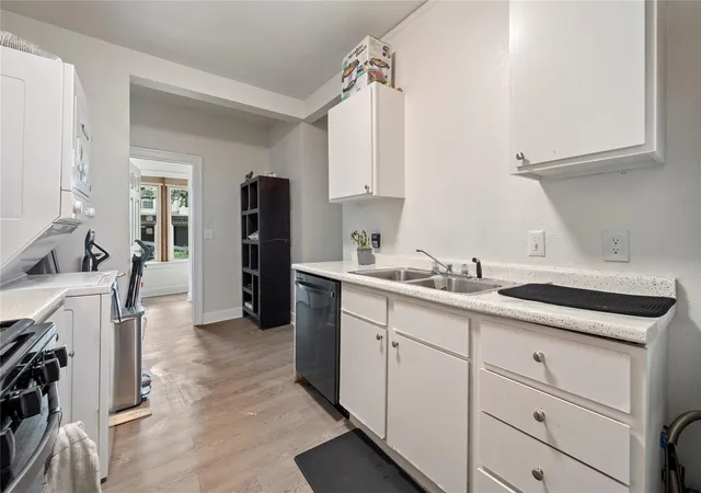 2nd image of 201 W 31St St #A, Austin, TX 78705 | MLS# 7478534