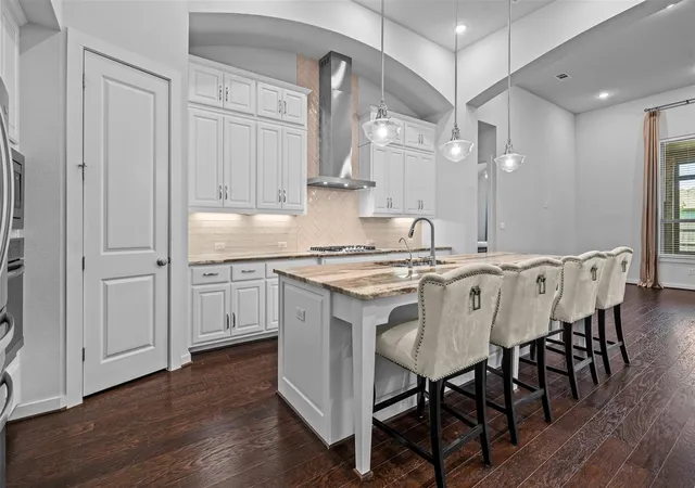 Photo 4 of Single family home for sale at 116 Texon Dr, Liberty Hill, TX 78642 | MLS# 9847514 | Listing updated on 2026-08-07
