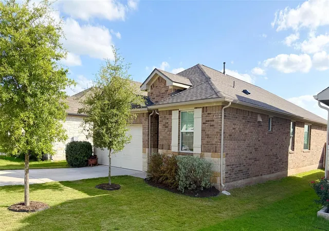 Photo 1 of Single family home for sale at 813 Cade Cv, Georgetown, TX 78626 | MLS# 5520361 | Listing updated on 2026-09-26