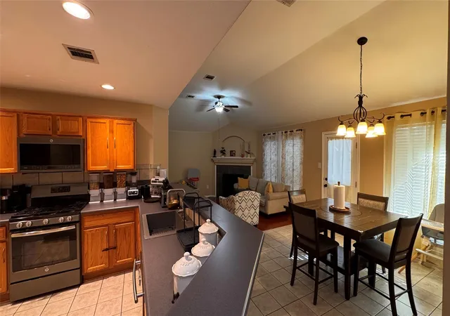 Photo 4 of Single family home for sale at 1536 Lorson Loop, Round Rock, TX 78665 | MLS# 1308809 | Listing updated on 2026-07-22