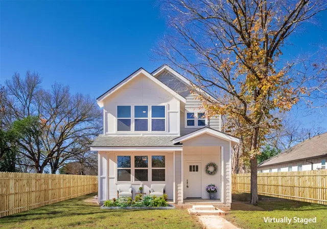 1st image of 107 Wilkes St, Smithville, TX 78957 | MLS# 6869682