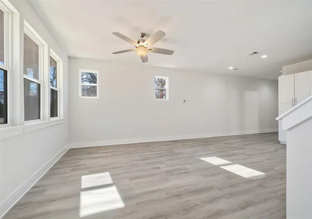 3rd image of 107 Wilkes St, Smithville, TX 78957 | MLS# 6869682
