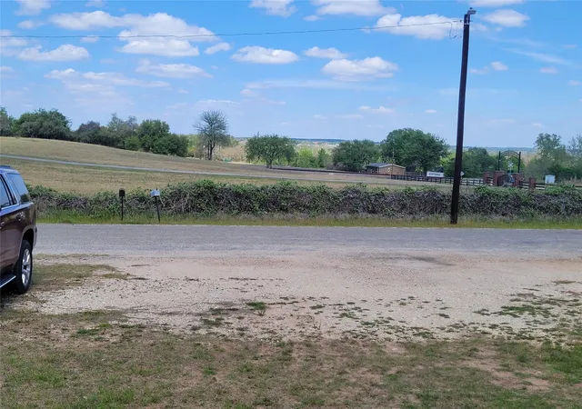 18th image of 205 2nd Ave #1 & 2, Smithville, TX 78957 | MLS# 7933658