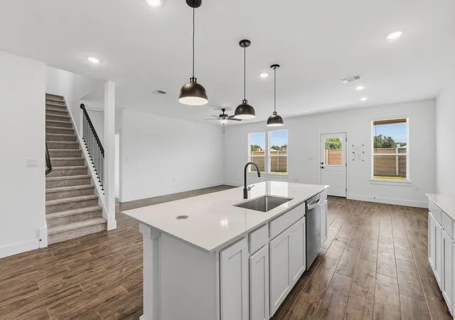 5th image of 13304 Cuchillo Path, Manor, TX 78653 | MLS# 2635655