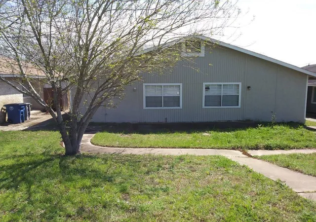 1st image of 6711 Sandshof Dr, Austin, TX 78724 | MLS# 5401111
