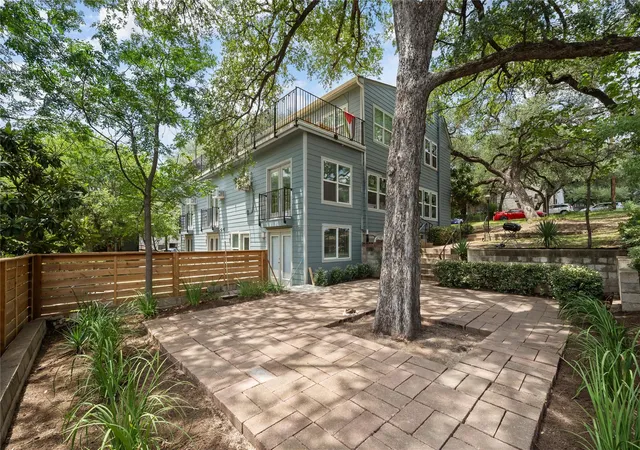 image of 201 W 31st St, Austin, TX 78705