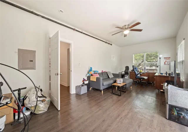 image of 201 W 31st St #H, Austin, TX 78705 | MLS# 1881721