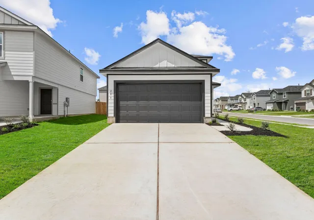 Photo 1 of Single family home for sale at 200 Varner Way, Maxwell, TX 78656 | MLS# 1861481 | Listing updated on 2026-09-23