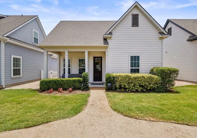 Photo 1 of Single family home for sale at 1174 Grant Wood Ave, Driftwood, TX 78619 | MLS# 4900200 | Listing updated on 2026-08-26