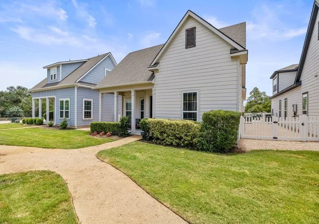 Photo 3 of Single family home for sale at 1174 Grant Wood Ave, Driftwood, TX 78619 | MLS# 4900200 | Listing updated on 2026-08-26