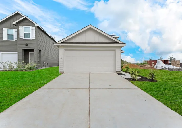 Photo 1 of Single family home for sale at 110 Kendall Ln, Maxwell, TX 78656 | MLS# 9695125 | Listing updated on 2026-09-09