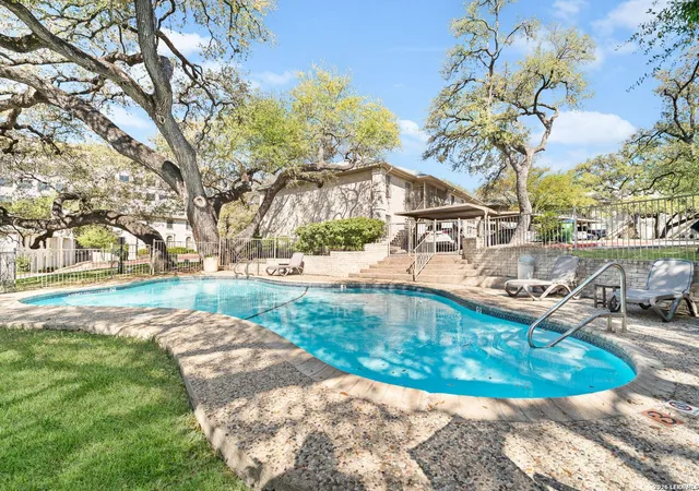 28th image of 8415 Fredericksburg Rd #306, San Antonio, TX 78229 | MLS# 6287324