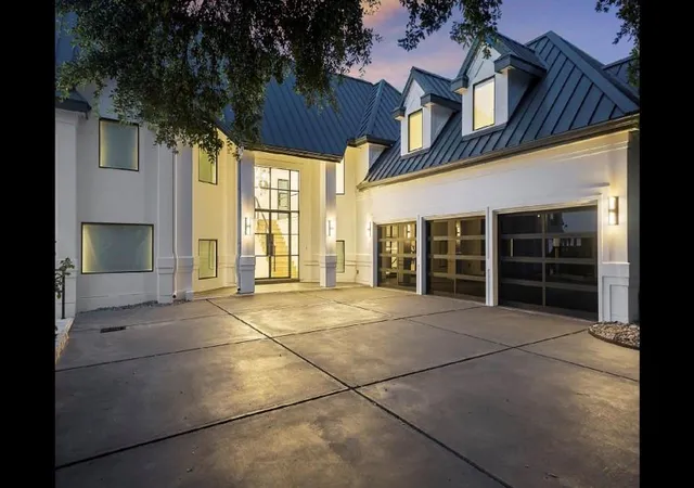 1st image of 151 Applehead Island Dr, Horseshoe Bay, TX 78657 | MLS# 4099259