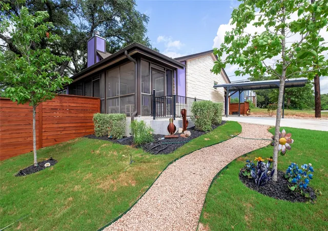 2nd image of 10502 W Lakeview Dr, Jonestown, TX 78645 | MLS# 5917468