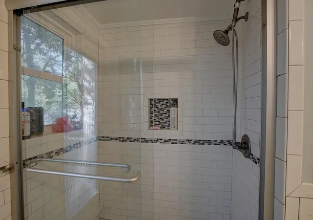 Photo 4 of Single family home for sale at 905 S Walnut St, Georgetown, TX 78626 | MLS# 8731625 | Listing updated on 2026-10-06