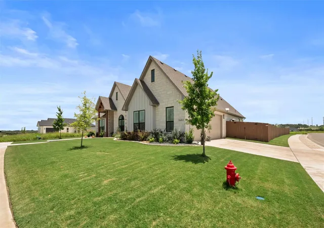 Homes for sale in Salado, TX | 1602 Hunt Dr, Salado, TX 76571 | MLS# 2976674