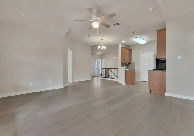 3rd image of 14815 Avery Ranch Blvd #2A (201), Austin, TX 78717 | MLS# 8514695