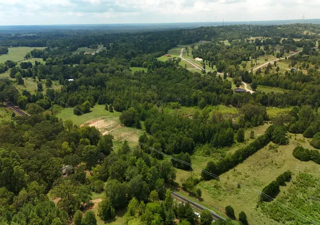 3rd image of 13797 Fm 757, Winona, TX 75792 | MLS# 9022115