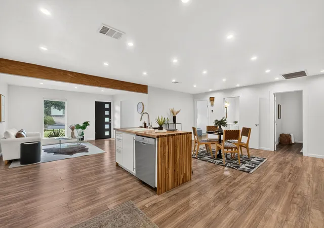 4th image of 4808 Broadhill Dr, Austin, TX 78723 | MLS# 1348005