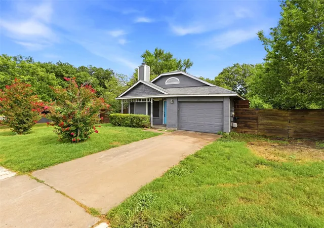Photo 1 of Single family home for sale at 4815 Quicksilver Blvd, Austin, TX 78744 | MLS# 5501202 | Listing updated on 2026-10-15