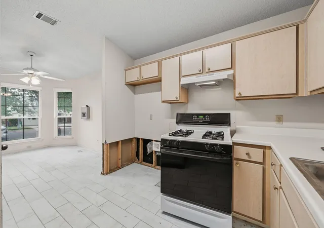 3rd image of 8128 Huddleston Ln, Austin, TX 78748 | MLS# 8116038