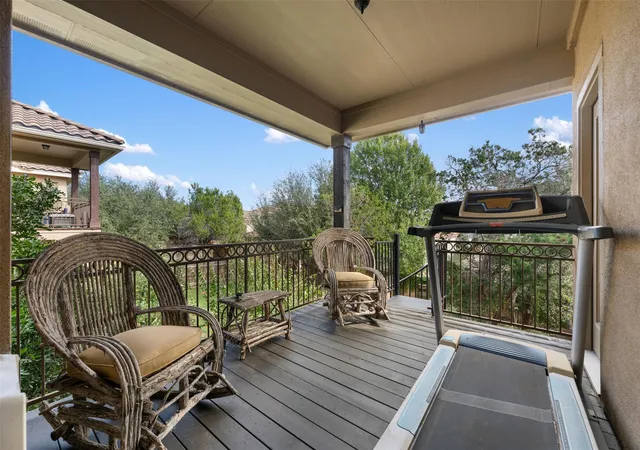 2nd image of 503 S Meadowlark St, Lakeway, TX 78734