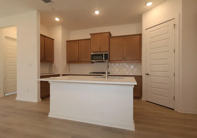 Photo 4 of Sale Pending at 194 Norway Spruce St, Dripping Springs, TX 78620 | MLS# 6917203 | Listing updated on 2026-09-01