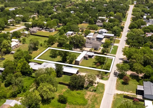30th image of 1840 Pine St, San Marcos, TX 78666 | MLS# 1499824