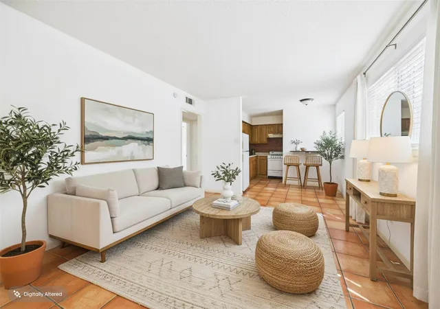 3rd image of 803 W 28Th St #107, Austin, TX 78705 | MLS# 5480755