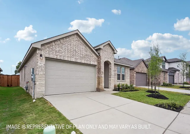Photo 2 of Single family home for sale at 245 Rivers Edge Dr, Georgetown, TX 78628 | MLS# 2810148 | Listing updated on 2026-08-21