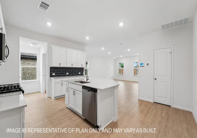 Photo 4 of Single family home for sale at 245 Rivers Edge Dr, Georgetown, TX 78628 | MLS# 2810148 | Listing updated on 2026-08-21