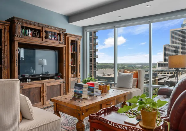 3rd image of 200 Congress Ave #11A, Austin, TX 78701 | MLS# 9646011