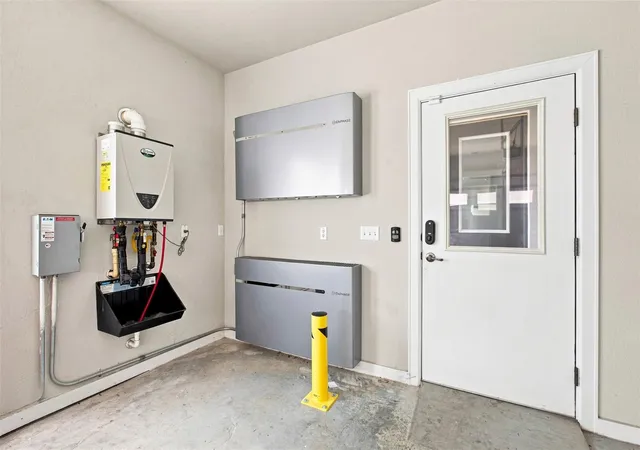 Photo 3 of Townhouse for sale at 2509 Robert Browning St, Austin, TX 78723 | MLS# 5711084 | Listing updated on 2026-10-17