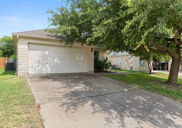 2nd image of 1005 Blackburn Pl, Round Rock, TX 78665 | MLS# 9862854