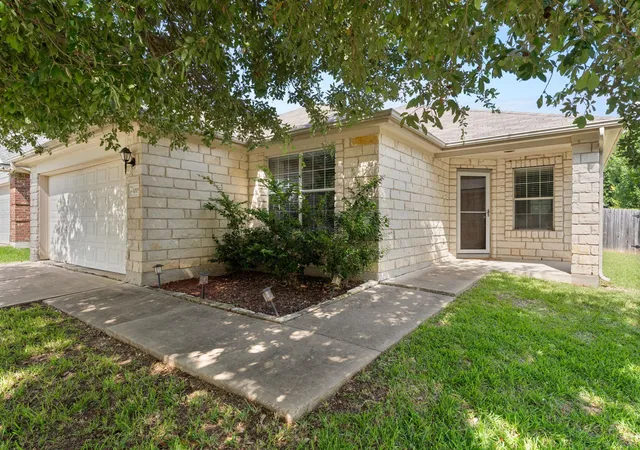 3rd image of 1005 Blackburn Pl, Round Rock, TX 78665 | MLS# 9862854
