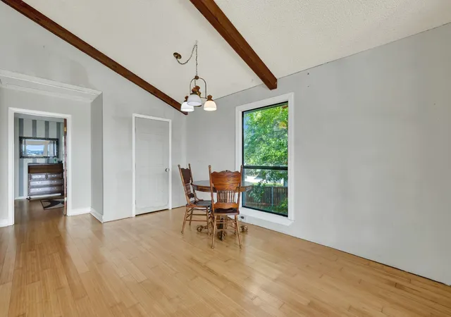Photo 4 of Single family home for sale at 785 Park Shrs, Canyon Lake, TX 78133 | MLS# 1998173 | Listing updated on 2026-09-02