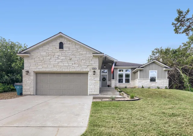 1st image of 6101 Cimmaron Trl, Lago Vista, TX 78645 | MLS# 2346883