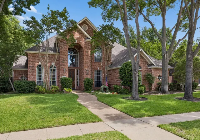 2nd image of 303 Waterford Ct, Southlake, TX 76092 | MLS# 7355234